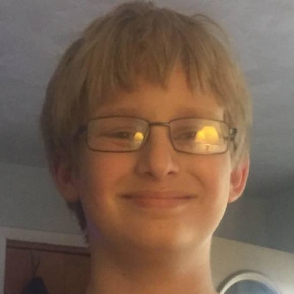 Meet your Posher, Sara - Picture 1 of 1